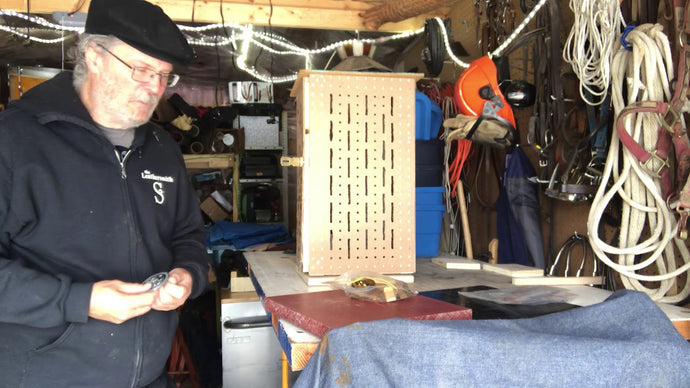 Belt buckle rack by Grumpy Old Man (2 years ago)