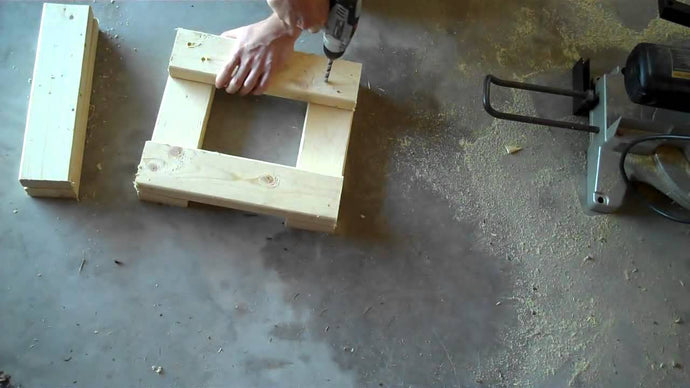 Dip Belt Weight Rack by TheHomemadeStrength (8 years ago)