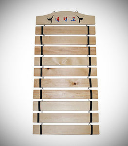 MUDO TAEKWONDO BELT RACK